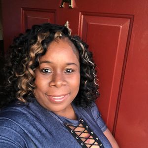 Meet your Posher, Laverne